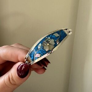 Stunning sterling silver and opal bracelet